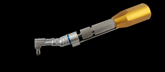 Mini vít nha khoa chỉnh nha trình điều khiển hợp kim titan với đầu khác nhau